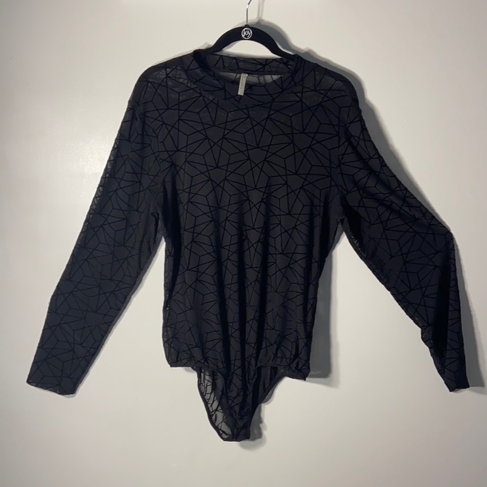 Love Nation top